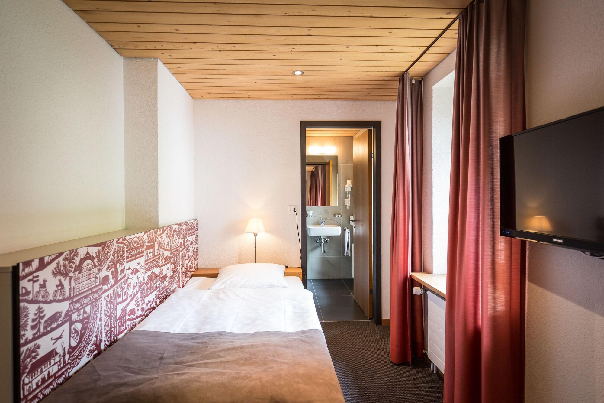 Hotel Landhaus Saanen Exterior foto
